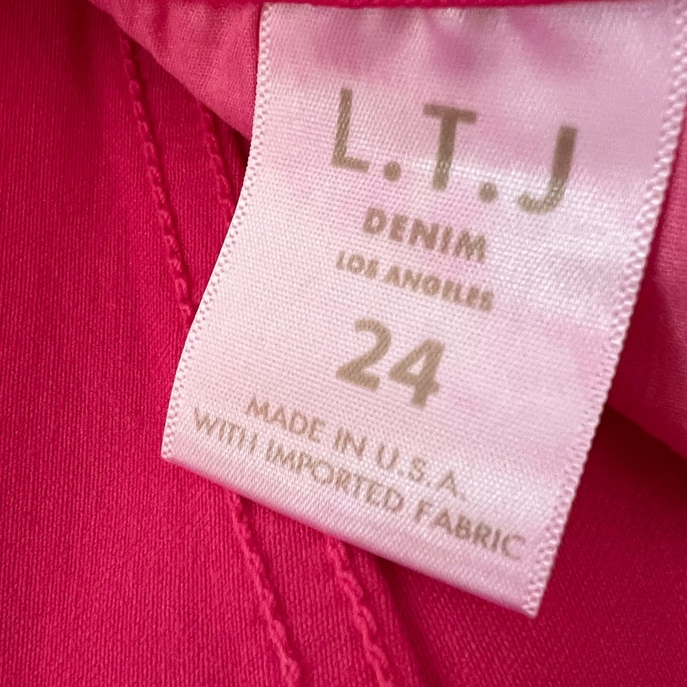 L.T.J. Women’s Barbie Pink Bambino (petite) Straight Leg Jeans - Picture 9 of 14